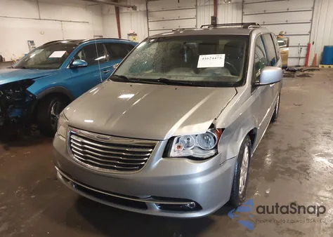 2016 Chrysler Town & Country Touring from USA, damaged, VIN 2C4RC1BGXGR157243